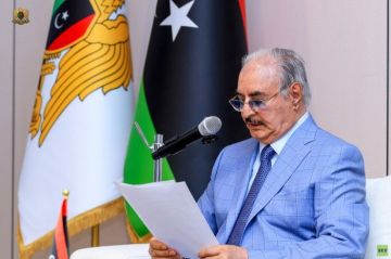 حفتر: ينبغي حل الأزمة الليبية بإرادة الشعب ومساندة القبائل حفتر: ينبغي حل الأزمة الليبية بإرادة الشعب ومساندة القبائل