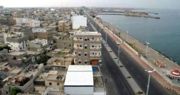 عطيفي والواحدي يناقشان الوضع التمويني لمادة الغاز بالحديدة عطيفي والواحدي يناقشان الوضع التمويني لمادة الغاز بالحديدة