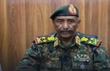 رسميا.. قائد الجيش السوداني يكشف سبب سقوط الفاشر بيد الدعم السريع ويتعهد: سنقلب الطاولة رسميا.. قائد الجيش السوداني يكشف سبب سقوط الفاشر بيد الدعم السريع ويتعهد: سنقلب الطاولة