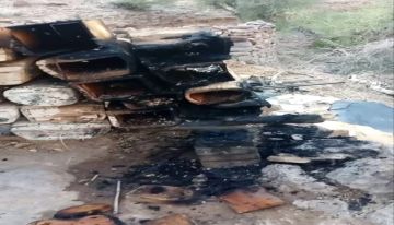 إستغاثة مزارع: حرق صناديق نحل في الضالع.. والمطالبة بالكشف عن الجناة إستغاثة مزارع: حرق صناديق نحل في الضالع.. والمطالبة بالكشف عن الجناة
