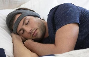 طريقة علمية بسيطة تمنحك نوم هادئ وعميق فى دقائق طريقة علمية بسيطة تمنحك نوم هادئ وعميق فى دقائق