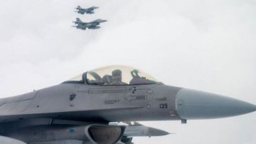 فنزويلا تعترض 3 طائرات وتدمر معسكرين لتجار مخدرات كولومبيين فنزويلا تعترض 3 طائرات وتدمر معسكرين لتجار مخدرات كولومبيين