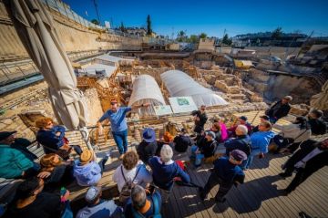محافظة القدس: تنظيم جولات تهويدية في أنفاق سلوان اعتداء على حضارة القدس محافظة القدس: تنظيم جولات تهويدية في أنفاق سلوان اعتداء على حضارة القدس
