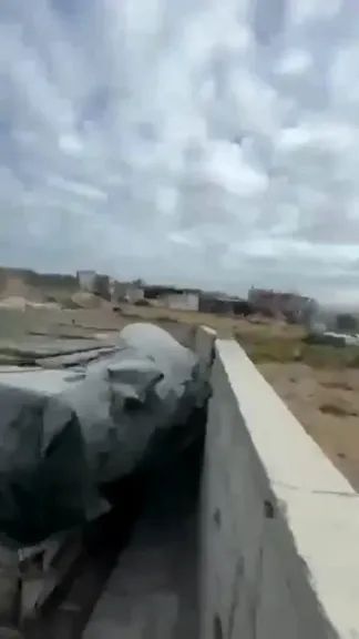 نحو 300 شهيد وجريح في غزة بغارات إسرائيلية خلال الساعات الماضية نحو 300 شهيد وجريح في غزة بغارات إسرائيلية خلال الساعات الماضية