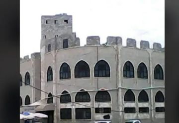 هيئة علماء اليمن تدين تهجير الشيخ الريدي وطلابه من مركز تحفيظ القرآن في سعوان بصنعاء هيئة علماء اليمن تدين تهجير الشيخ الريدي وطلابه من مركز تحفيظ القرآن في سعوان بصنعاء