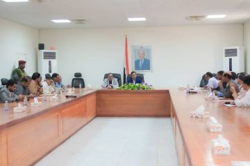 برئاسة المحافظ بن الوزير .. لجنة المناقصات تقر وتعلن عددا من المناقصات الخدمية والتنموية برئاسة المحافظ بن الوزير .. لجنة المناقصات تقر وتعلن عددا من المناقصات الخدمية والتنموية