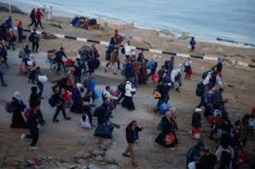 إسرائيل تحذر الفلسطينيين من العودة لغزة إسرائيل تحذر الفلسطينيين من العودة لغزة