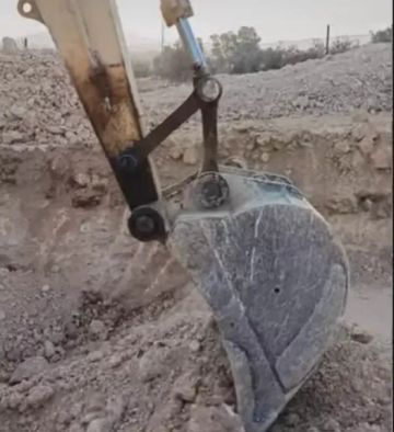 الحوثيون يسحبون حملتهم العسكرية بعد تدمير المحاصيل وأراضي المزارعين في سنحان بصنعاء الحوثيون يسحبون حملتهم العسكرية بعد تدمير المحاصيل وأراضي المزارعين في سنحان بصنعاء