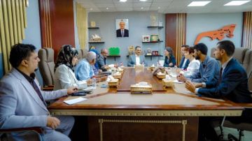 محافظ عدن وسفيرة فرنسا يتفقان على تحديد أولويات المشاريع التنموية محافظ عدن وسفيرة فرنسا يتفقان على تحديد أولويات المشاريع التنموية