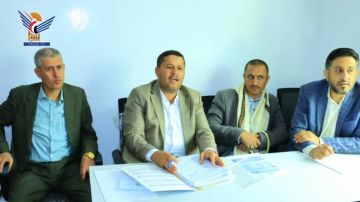 مناقشة سير العمل في فرع هيئة المواصفات بأمانة العاصمة