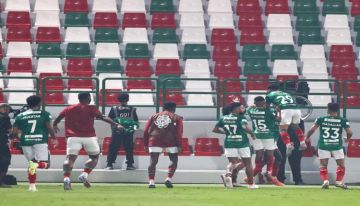 الدوري السعودي.. الاتفاق ينتزع تعادلاً بطعم الفوز من الحزم الدوري السعودي.. الاتفاق ينتزع تعادلاً بطعم الفوز من الحزم