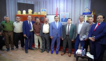 تحية وفاء من المهرة إلى شبوة.. بن عفرار: ابن الوزير نموذج للقائد الذي يعمل بصمت من أجل المحافظة