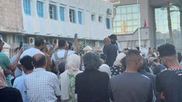 تونس.. تجدد الاحتجاجات في قابس للمطالبة بتفكيك المجمع الكيميائي تونس.. تجدد الاحتجاجات في قابس للمطالبة بتفكيك المجمع الكيميائي