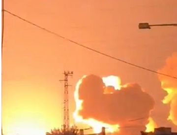 قصف إسرائيلي لليوم الثاني على لبنان.. الرئيس يخشى استبدالها بغزة وحزب الله يلوح بالمواجهة قصف إسرائيلي لليوم الثاني على لبنان.. الرئيس يخشى استبدالها بغزة وحزب الله يلوح بالمواجهة