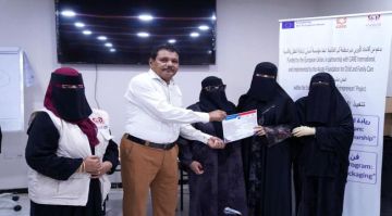مؤسسة أسرتي تختتم الفصل الأول من برنامج تدريب 25 رائدة أعمال في عدن