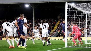 آرسنال يتمسك بالصدارة وهالاند يقود السيتي للمركز الثاني