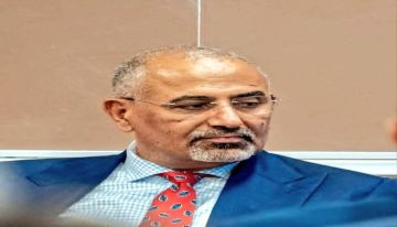 عودة الرئيس الزبيدي إلى عدن تشعل الحراك السياسي قبيل ذكرى أكتوبر المجيدة عودة الرئيس الزبيدي إلى عدن تشعل الحراك السياسي قبيل ذكرى أكتوبر المجيدة