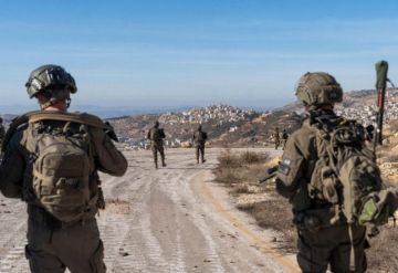 قوة للعدو الإسرائيلي تتوغل في بلدة بجنوب سوريا وتنصب حاجزا لتفتيش المارة