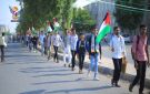 مسير للطلاب الخريجين من دورات طوفان الأقصى من كليات الفنون بجامعة الحديدة - ye