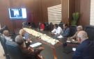 الوزير الوالي يترأس اجتماع لمدراء مكاتب الخدمة المدنية والتأمينات في المحافظات المحررة عبر برنامح الزوم - ye