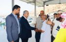 فريق التوجيه الرئاسي يزور هيئة المصائد السمكية في البحر العربي ويطلع على سير العمل بمرافقها في المكلا - ye