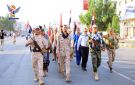 وقفة ومسير شعبي لخريجي قوات التعبئة بمحافظة الحديدة - ye