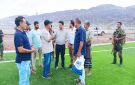 مدير عام البريقة يتفقد سير العمل في مشروع تسييج معلب نادي الجزيرة بمنطقة صلاح الدين - ye