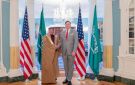 نائب وزير الخارجية السعودي يلتقي نظيره الأمريكي في واشنطن - ye