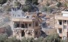 العدو الإسرائيلي يهدم منزلا في قرية المغير شمال شرق رام الله - ye