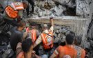 الدفاع المدني بغزة: انتشلنا جثامين 103 شهداء منذ الإعلان عن اتفاق وقف إطلاق النار - ye