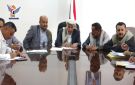 مناقشة آلية تنفيذ مشروع الرصف الخرساني في طريق مدينة العدين - مفرق الحزم في إب - ye
