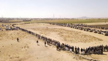 قبائل عنس في ذمار تعلن النفير والجهوزية لمواجهة الأعداء قبائل عنس في ذمار تعلن النفير والجهوزية لمواجهة الأعداء