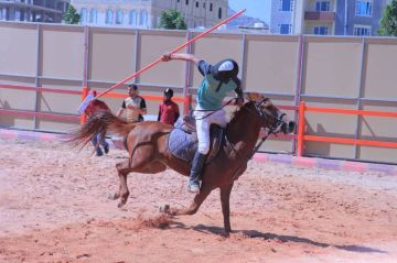 الوشاح يحسم لقب فردي السيف لبطولة 30 نوفمبر لالتقاط الأوتاد