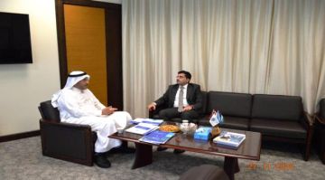 بن عفرار يبحث مع الأمين العام للهيئة الإقليمية تعزيز التعاون المشترك لحماية بيئة البحر الأحمر وخليج عدن