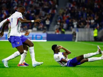 يلا شوت.. بث مباشر لمباراة فرنسا وكولومبيا في كأس العالم للناشئين تحت 17 سنة يلا شوت.. بث مباشر لمباراة فرنسا وكولومبيا في كأس العالم للناشئين تحت 17 سنة