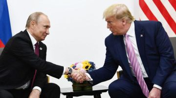 البيت الأبيض يعلق على اتهام ترامب بالانحياز لروسيا