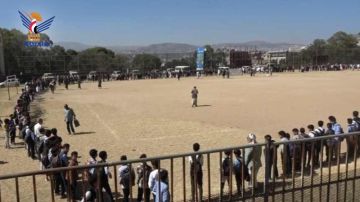 وقفة في مديرية المشنة بإب تأكيدا على ثبات الموقف ووفاء للشهداء