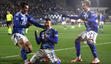 كومو يزحف نحو المراكز الأوروبية بانتصار جديد في الكالتشيو