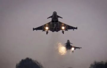 وسائل إعلام حـ.ـوثية : الطيران السعودي يقصف مواقع في محافظة صعدة وسائل إعلام حـ.ـوثية : الطيران السعودي يقصف مواقع في محافظة صعدة