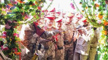 افتتاح عدد من معارض صور شهداء وزارة الدفاع