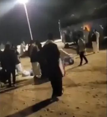 شاهد .. حريق جديد يلتهم حافلة نقل جماعي والركاب ينجون قبل أن تلتهمهم النيران فيديو 