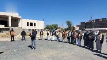 وقفة لهيئة الموارد والمنشآت المائية في صنعاء وفاء للشهداء واستمرارا للتعبئة والجهوزية