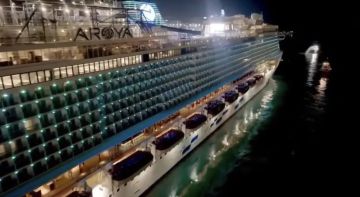 وصول أول سفينة كروز سعودية إلى ميناء ينبع وسط عروض تراثية تعكس هوية المنطقة وصول أول سفينة كروز سعودية إلى ميناء ينبع وسط عروض تراثية تعكس هوية المنطقة