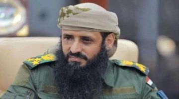 العميد الوالي ينعي استشهاد أحد أبطال الحزام في أبين العميد الوالي ينعي استشهاد أحد أبطال الحزام في أبين