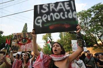 جيروزاليم بوست: لا يمكن تجاهل العداء المتصاعد لإسرائيل بأميركا