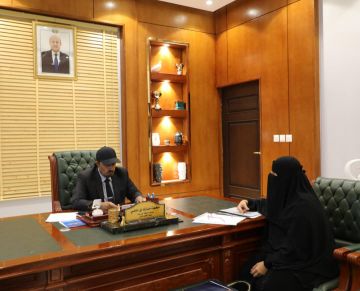 محافظ حضرموت يشدد على الرقابة البيئية الصارمة للمشاريع والمنشآت والالتزام بمعايير السلامة العامة محافظ حضرموت يشدد على الرقابة البيئية الصارمة للمشاريع والمنشآت والالتزام بمعايير السلامة العامة