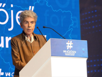 شانتال ديلسول تهاجم فلسفة ما بعد الحداثة شانتال ديلسول تهاجم فلسفة ما بعد الحداثة