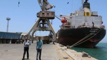 تقرير أممي: انخفاض حاد في واردات الوقود والغذاء إلى موانئ الحديدة تقرير أممي: انخفاض حاد في واردات الوقود والغذاء إلى موانئ الحديدة