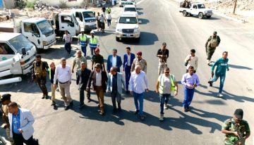 محافظ حضرموت يتفقد جسر المنورة في المكلا ويطلع على مستوى الانجاز في المرحلة الثانية لخور المكلا محافظ حضرموت يتفقد جسر المنورة في المكلا ويطلع على مستوى الانجاز في المرحلة الثانية لخور المكلا