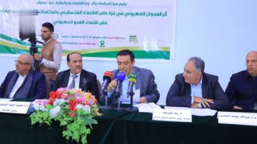 ندوة فكرية في جامعة صنعاء حول أثر العدوان الإسرائيلي بغزة على الاقتصاد الفلسطيني وانعكاسات الردع اليمني على اقتصاد العدو ندوة فكرية في جامعة صنعاء حول أثر العدوان الإسرائيلي بغزة على الاقتصاد الفلسطيني وانعكاسات الردع اليمني على اقتصاد العدو